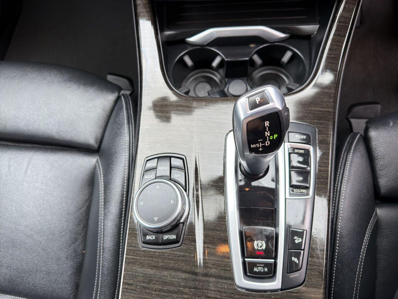 BMW X4 view 25