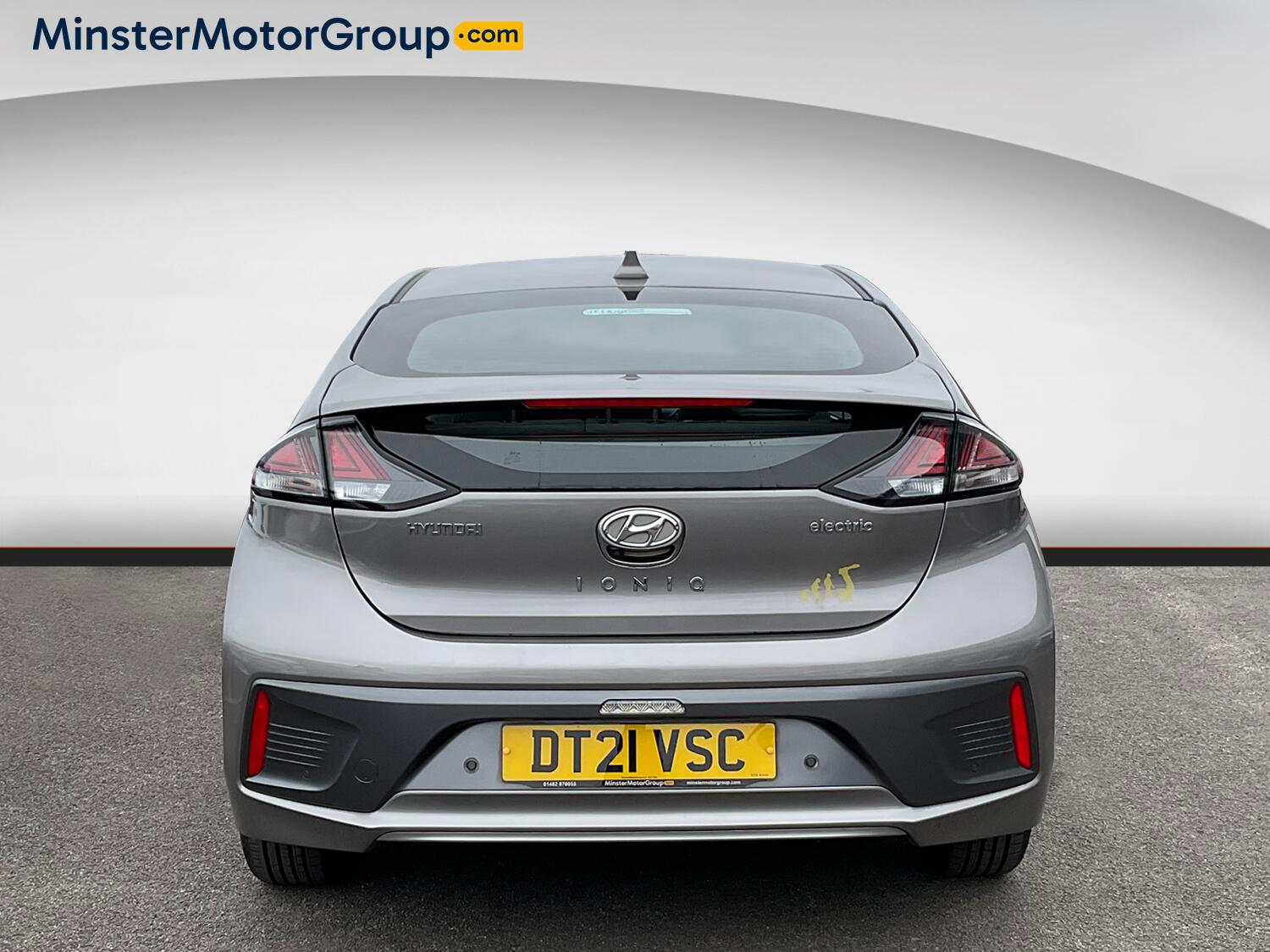 Hyundai Ioniq view 4