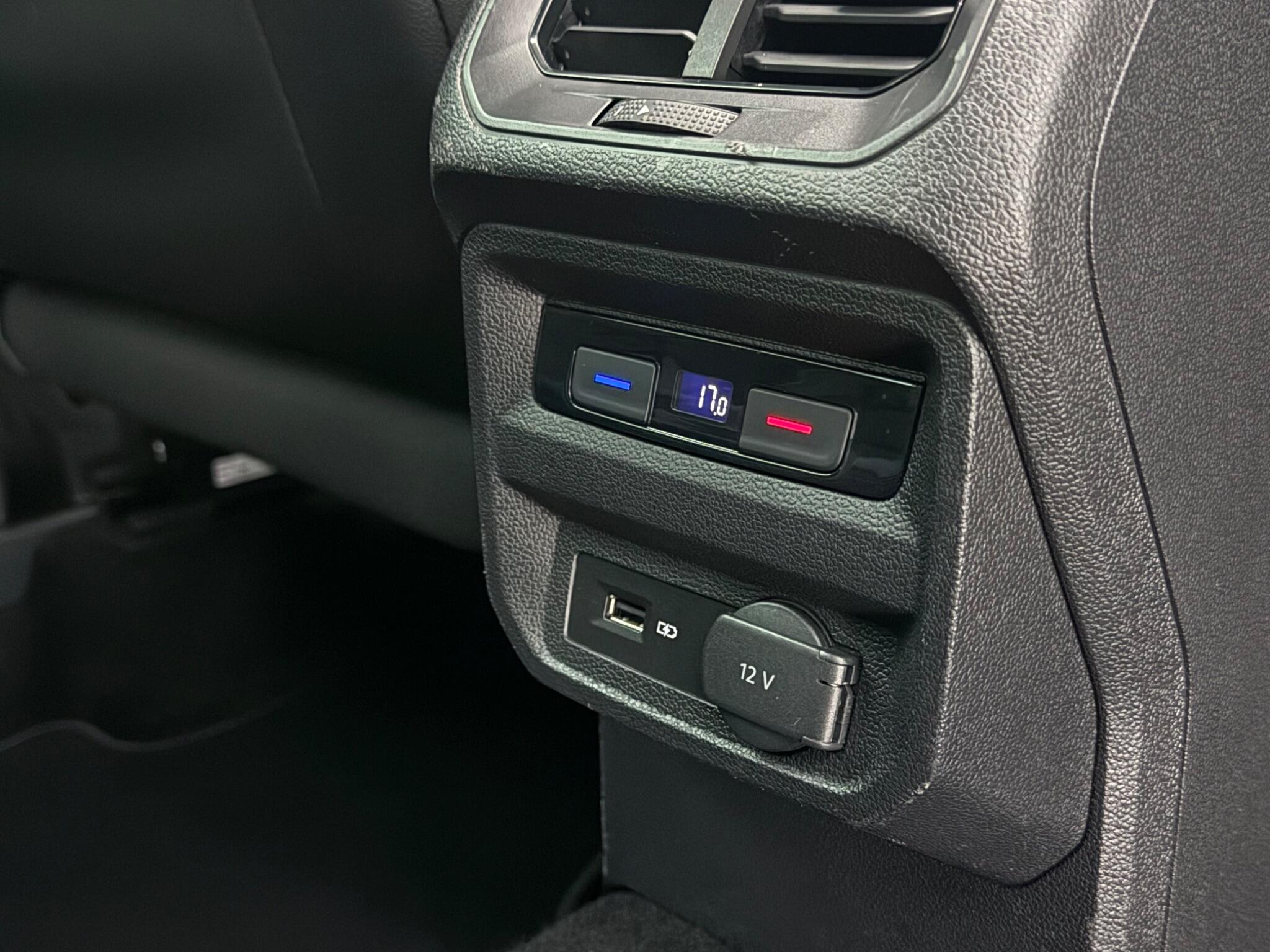 Volkswagen Tiguan view 32