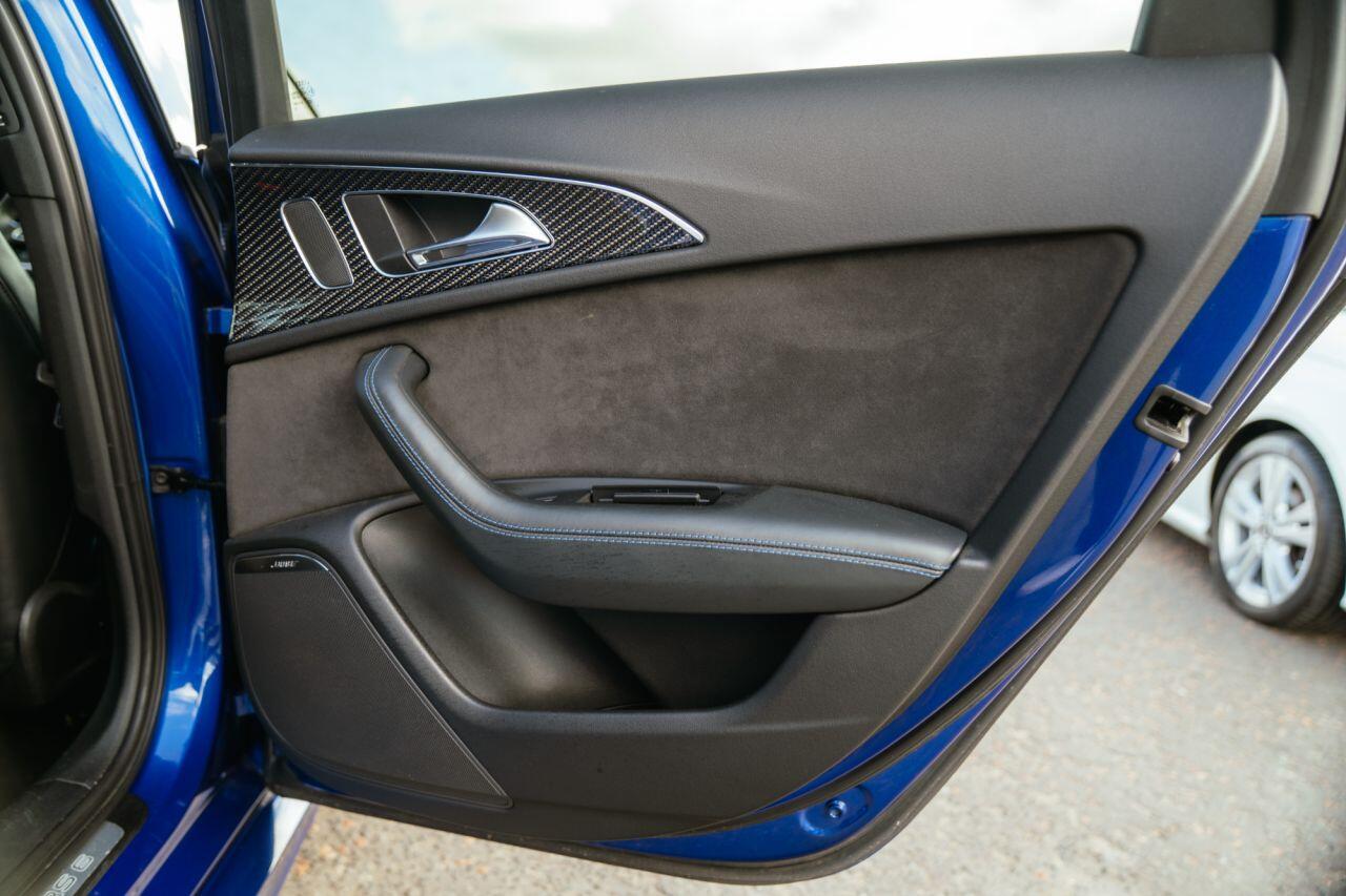 Audi RS6 view 46