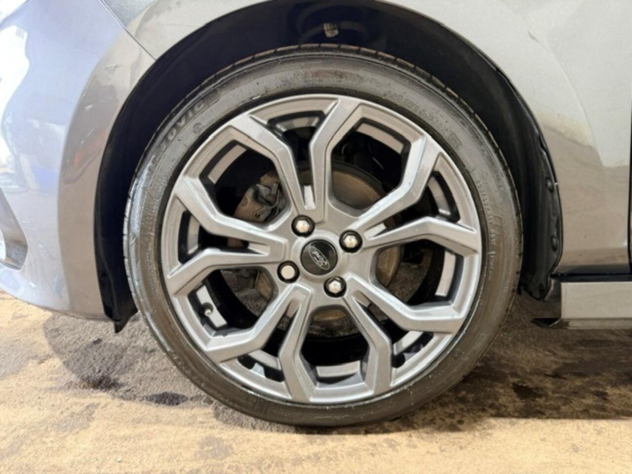 Ford Fiesta view 22