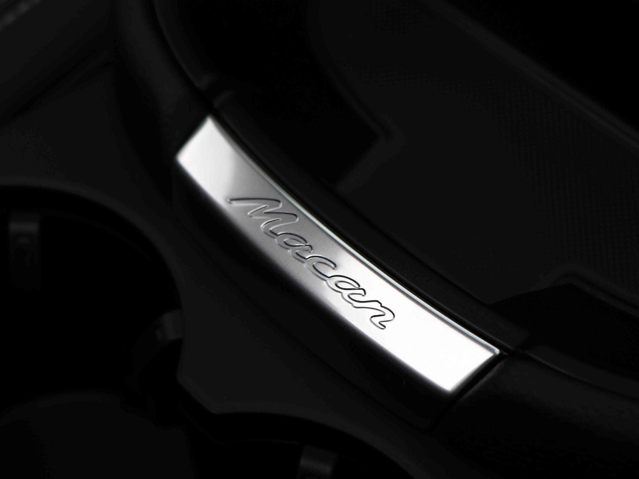 Porsche Macan view 37