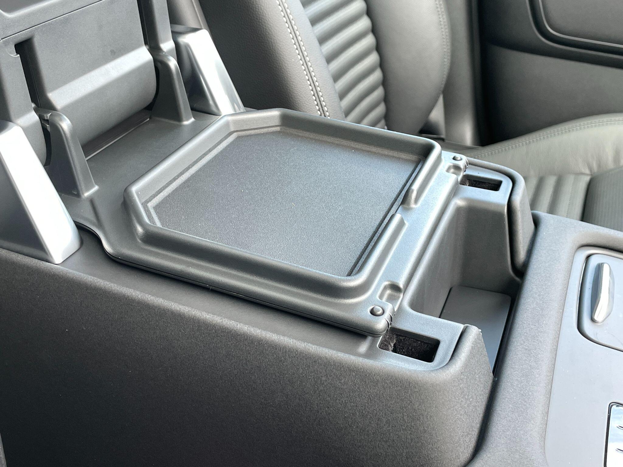 Land Rover Discovery view 44
