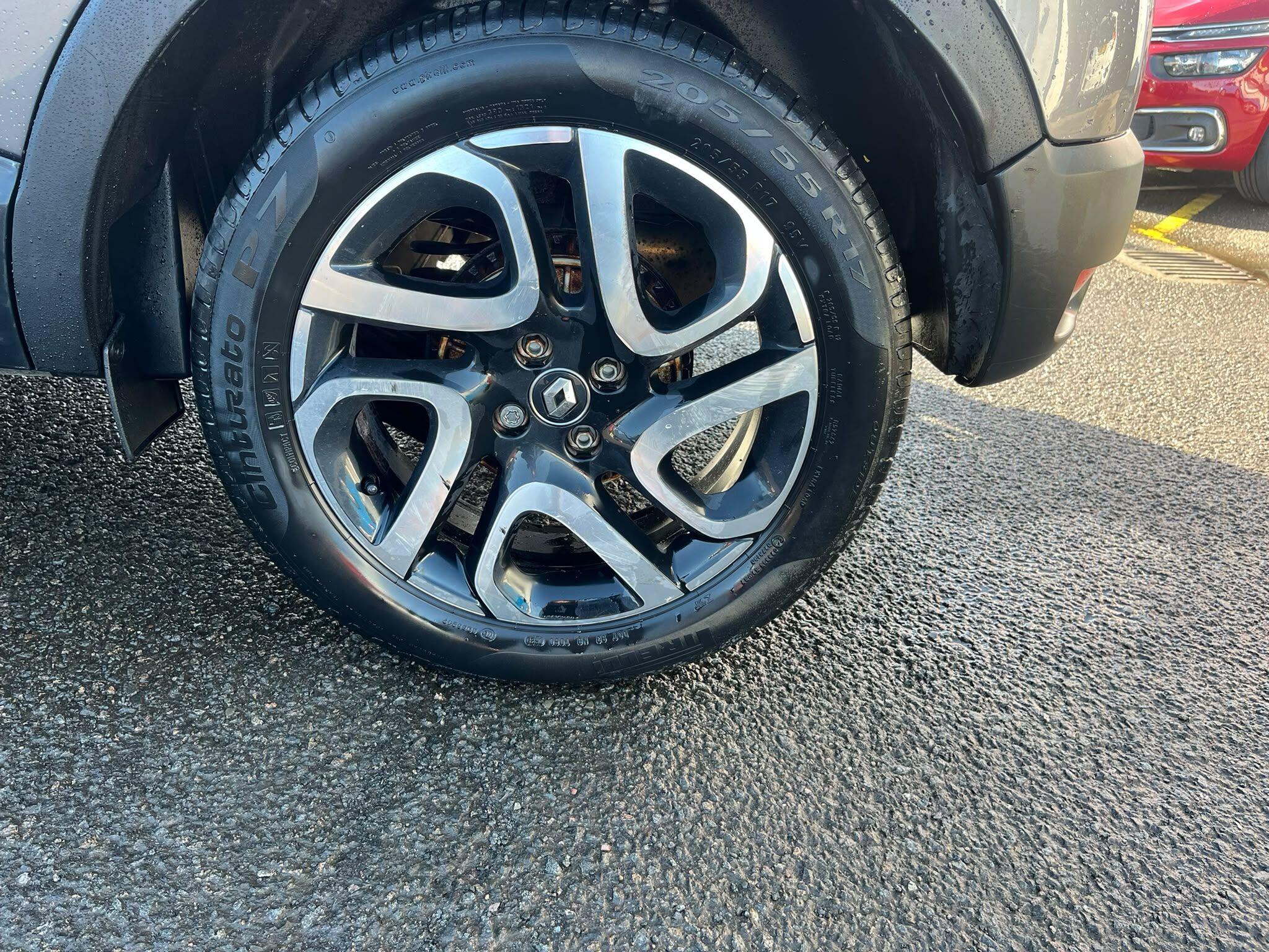 Renault Captur view 14