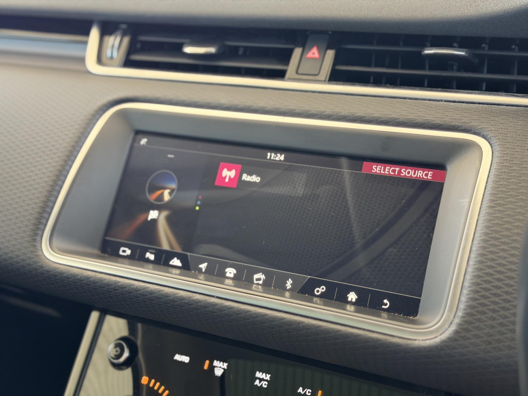 Land Rover Range Rover Evoque view 34