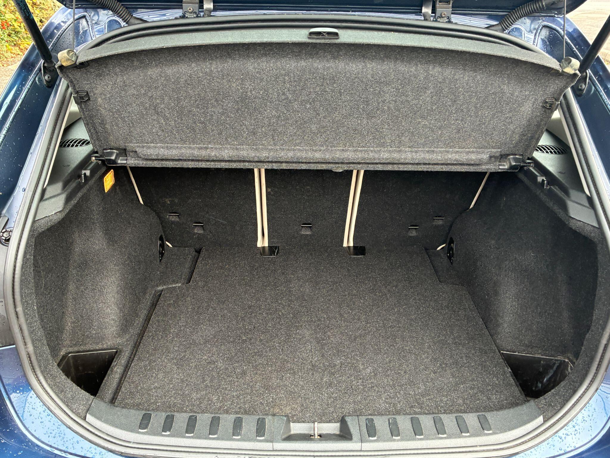 BMW X1 view 21