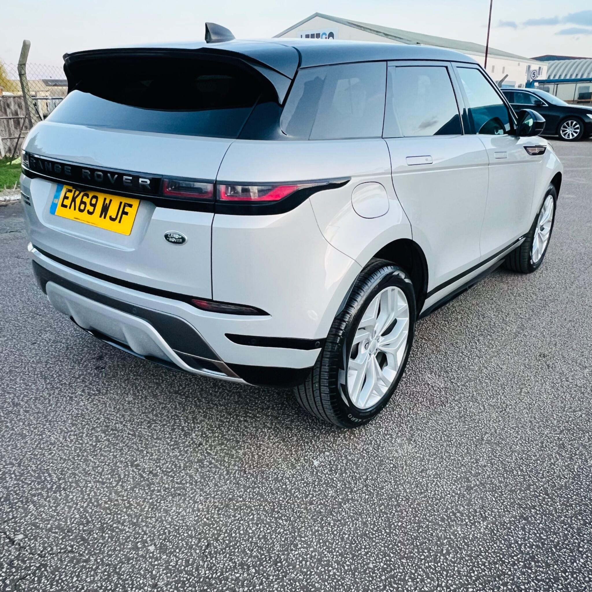 Land Rover Range Rover Evoque view 38