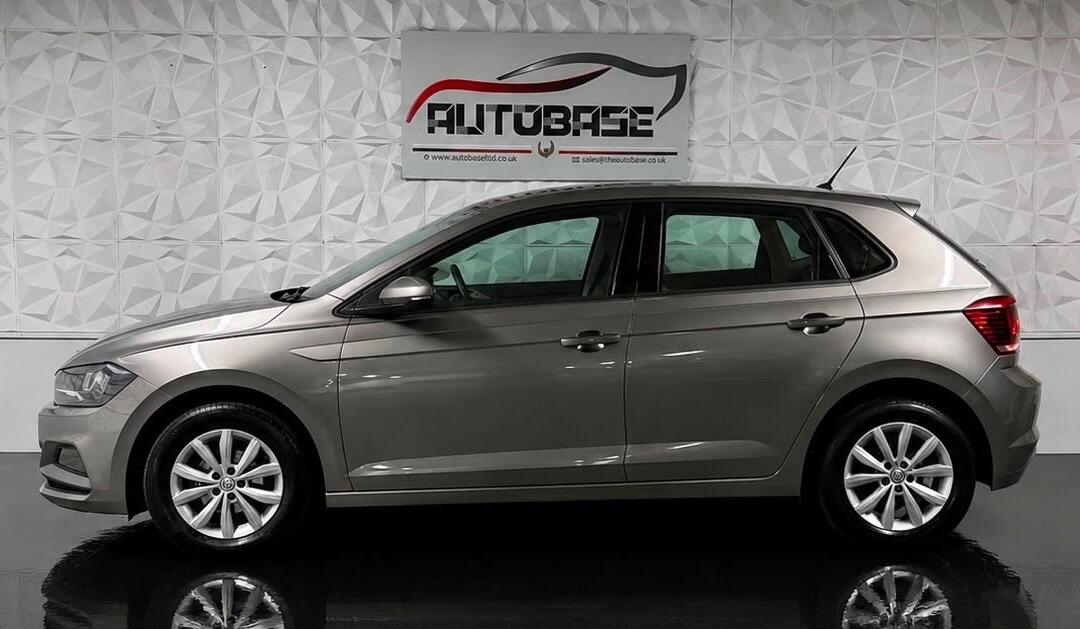 Volkswagen Polo view 9