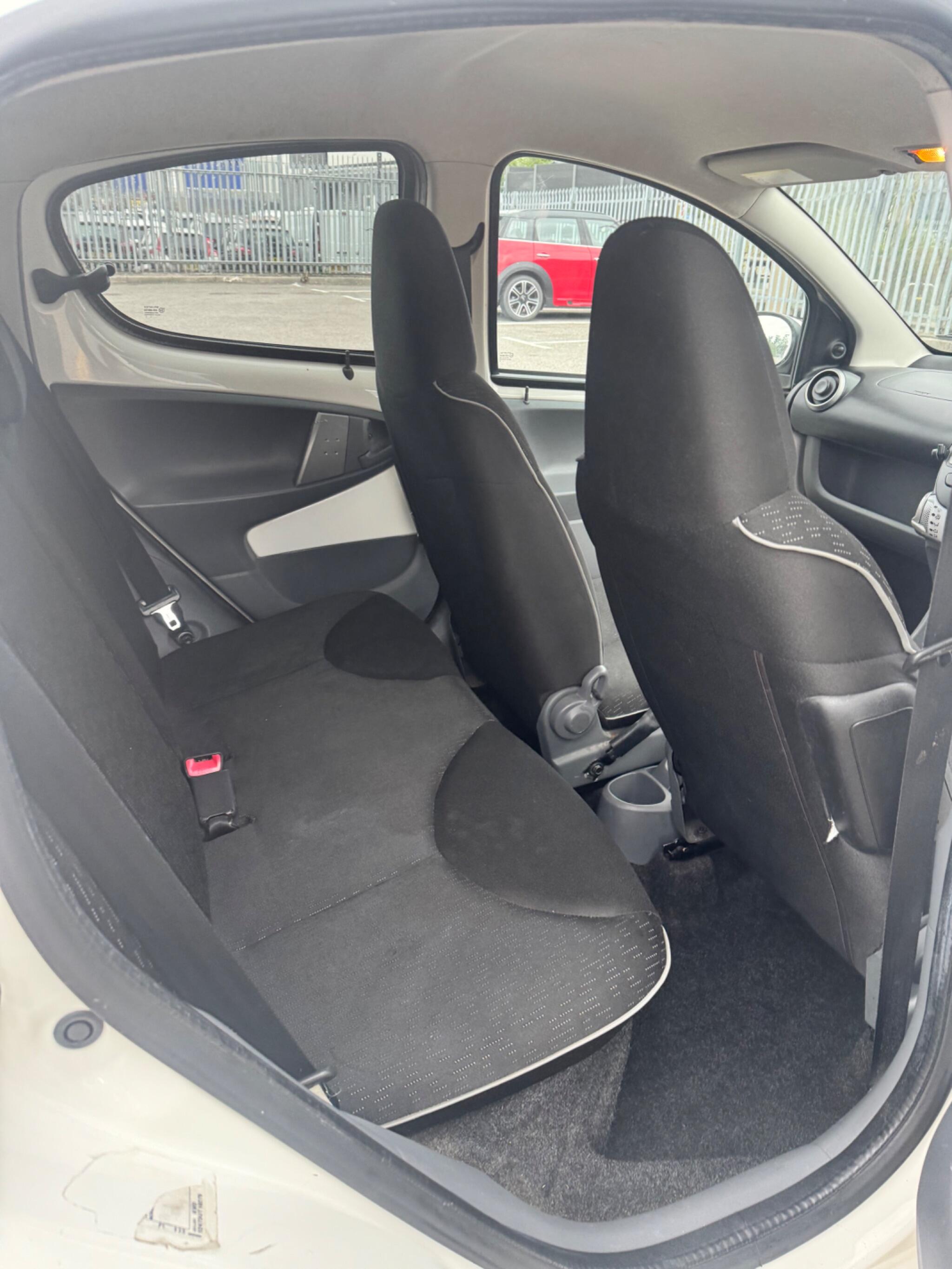 Peugeot 107 view 33