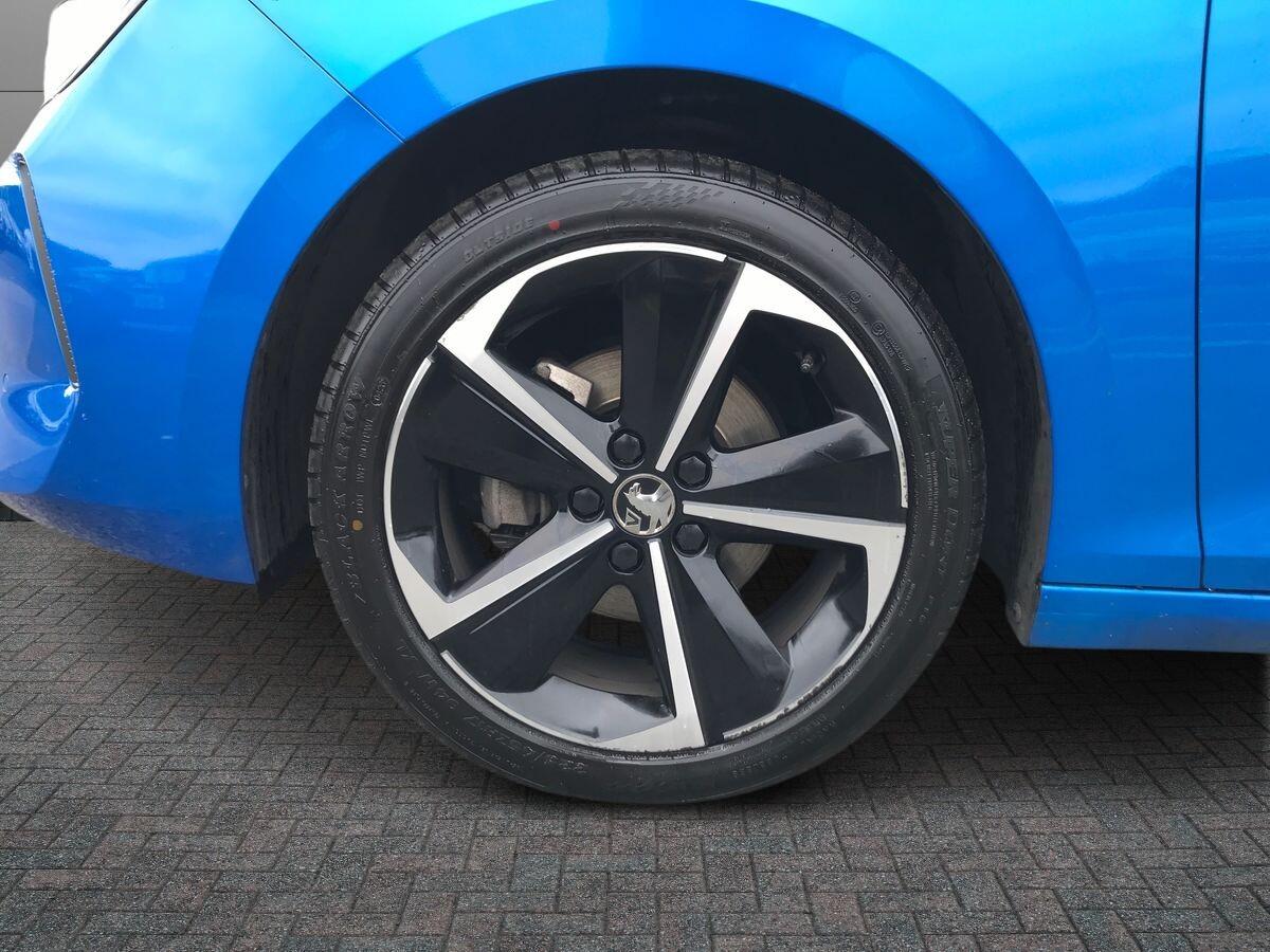 Vauxhall Astra view 12