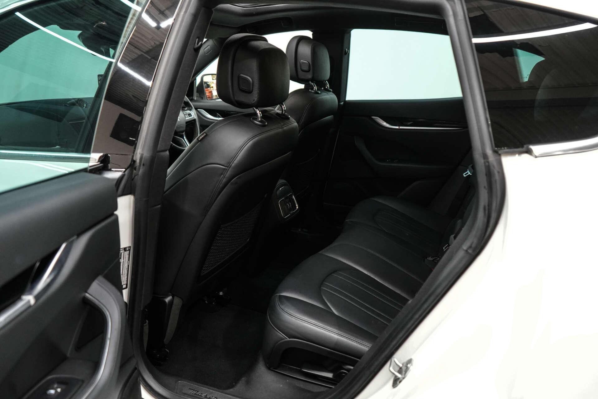 Maserati Levante view 20