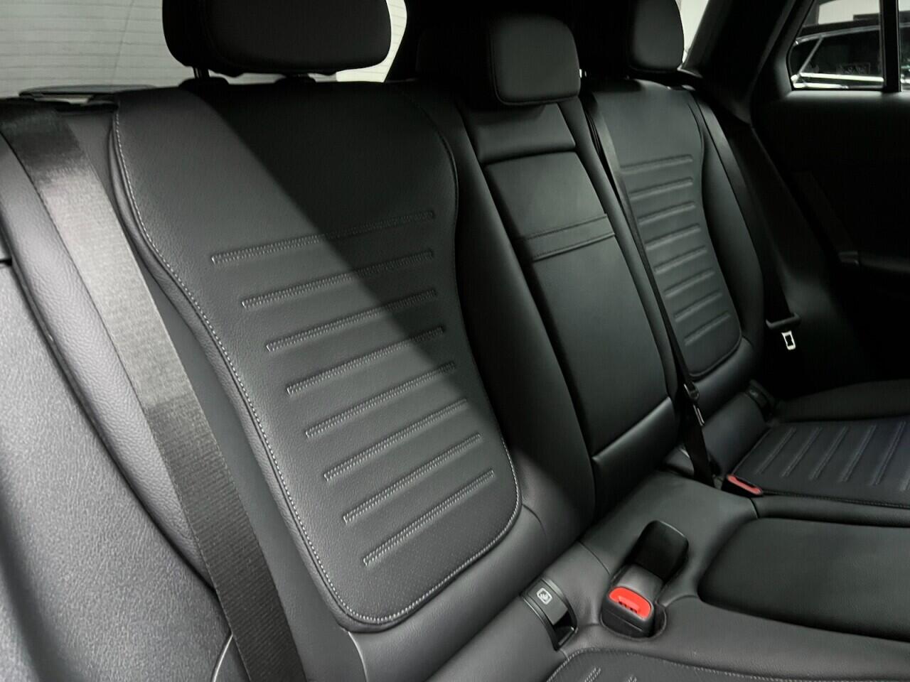 Mercedes-Benz GLC view 43