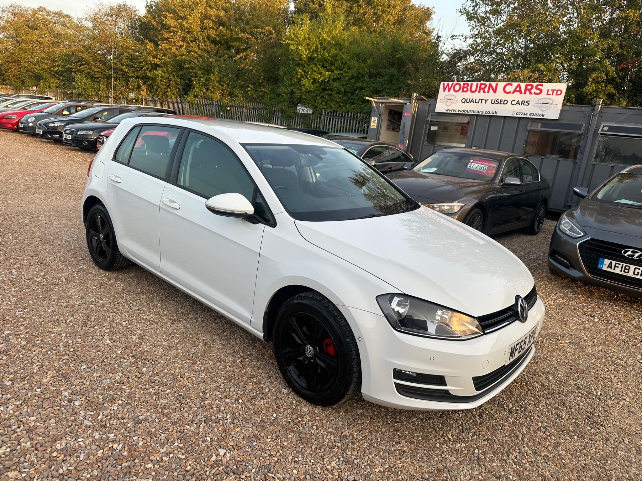 Volkswagen Golf view 6