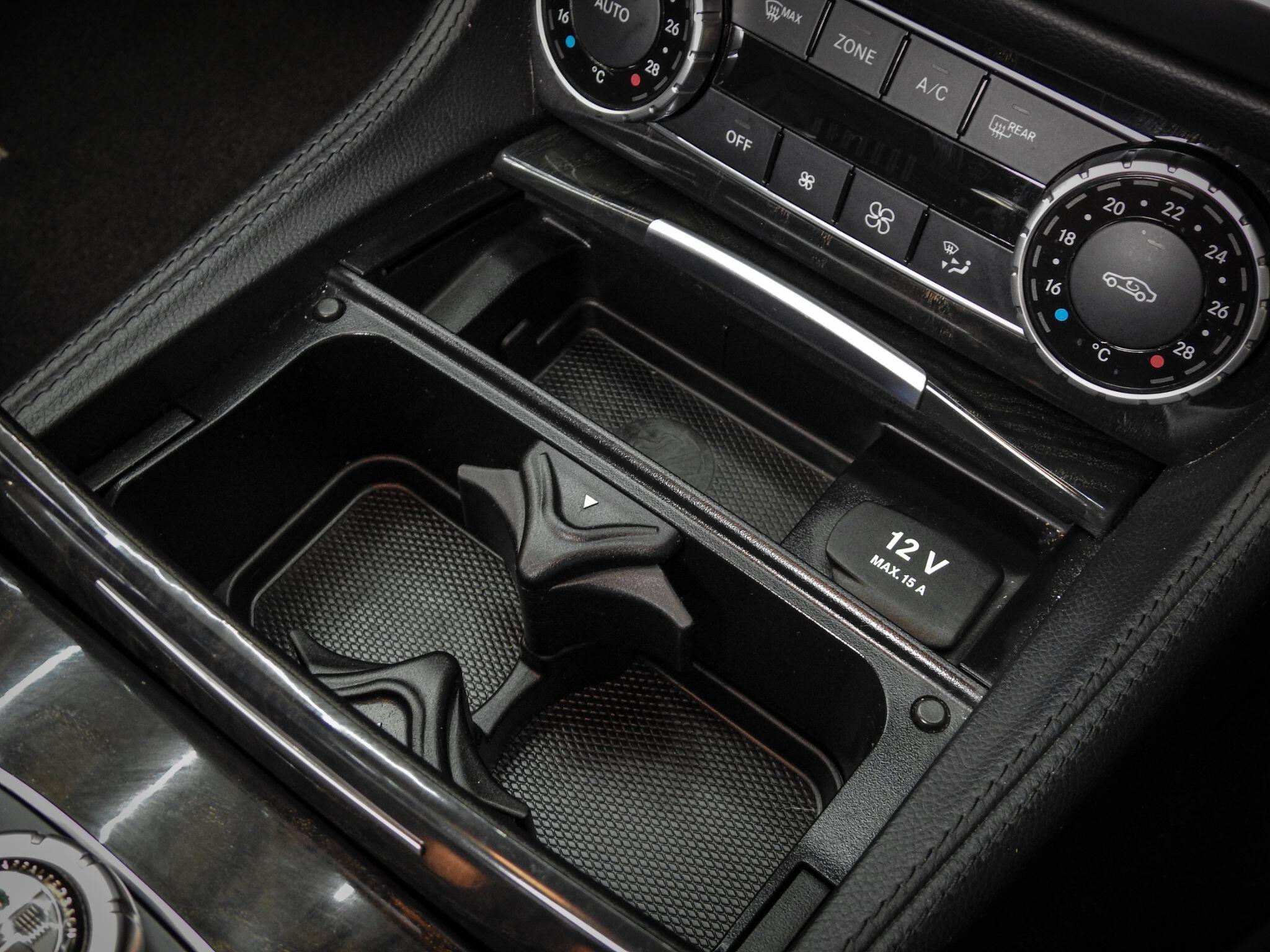 Mercedes-Benz CLS view 36