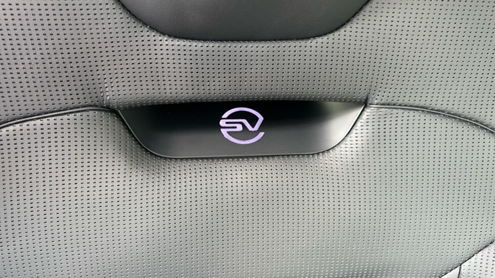 Land Rover Range Rover Sport view 29