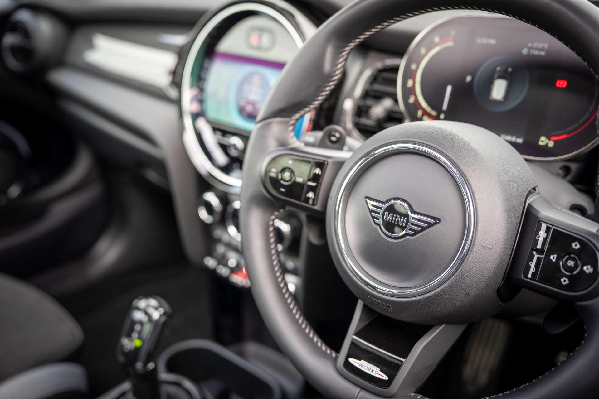 Mini Cooper view 56
