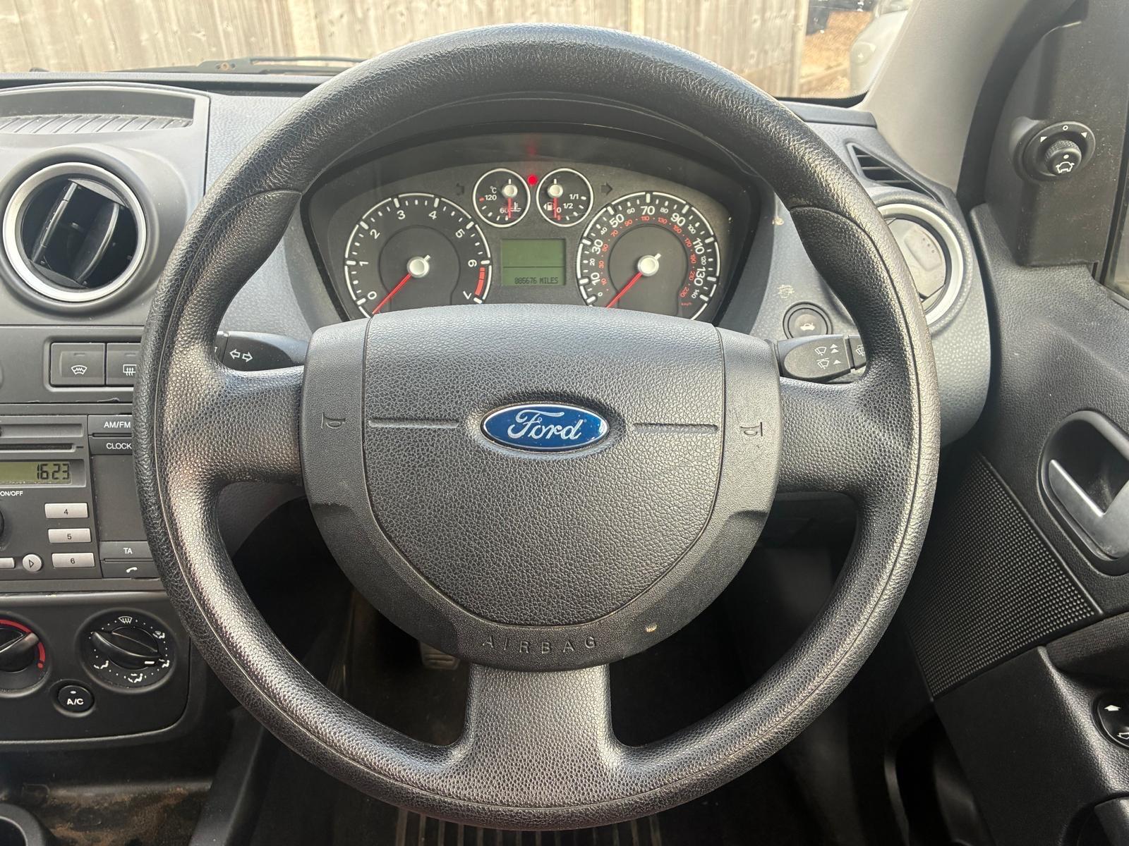 Ford Fiesta view 16