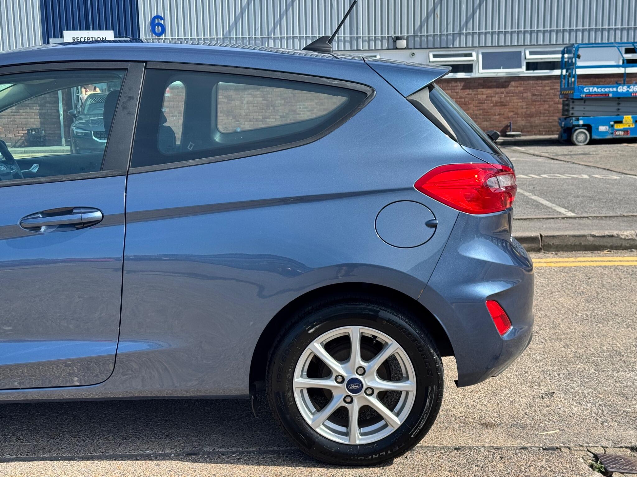 Ford Fiesta view 22