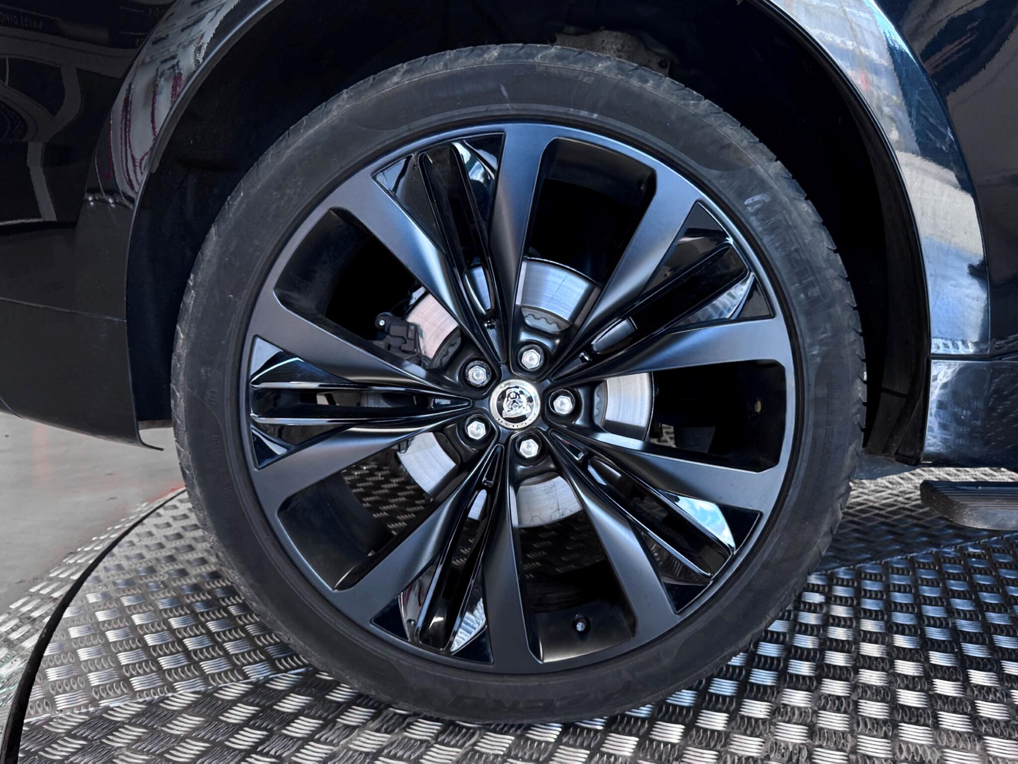 Jaguar F-Pace view 67