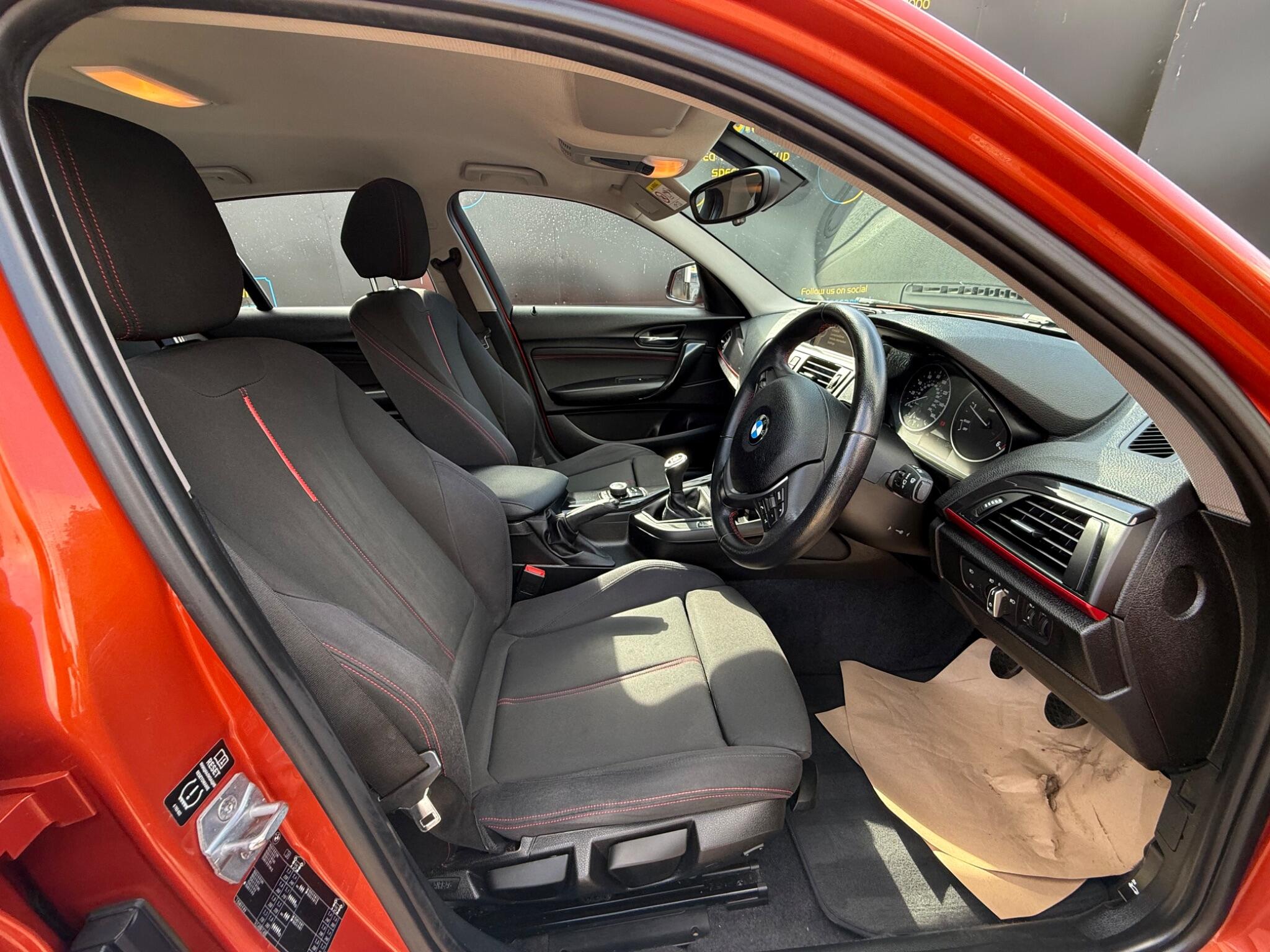 BMW 1 Series view 17