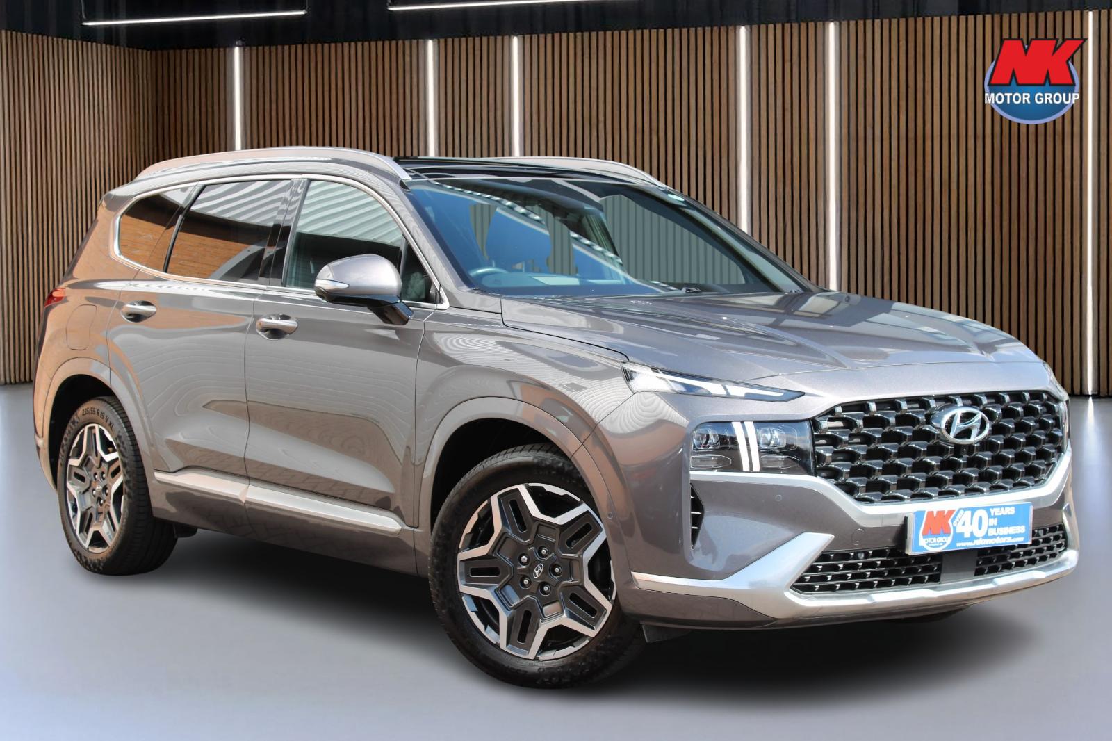 Hyundai Santa Fe main image