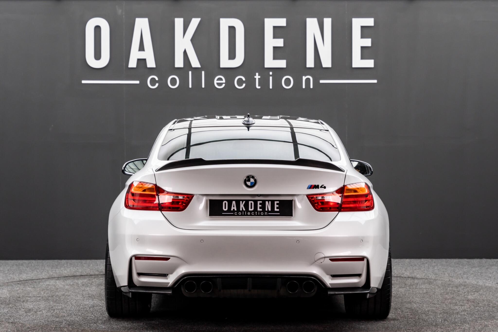BMW M4 view 12