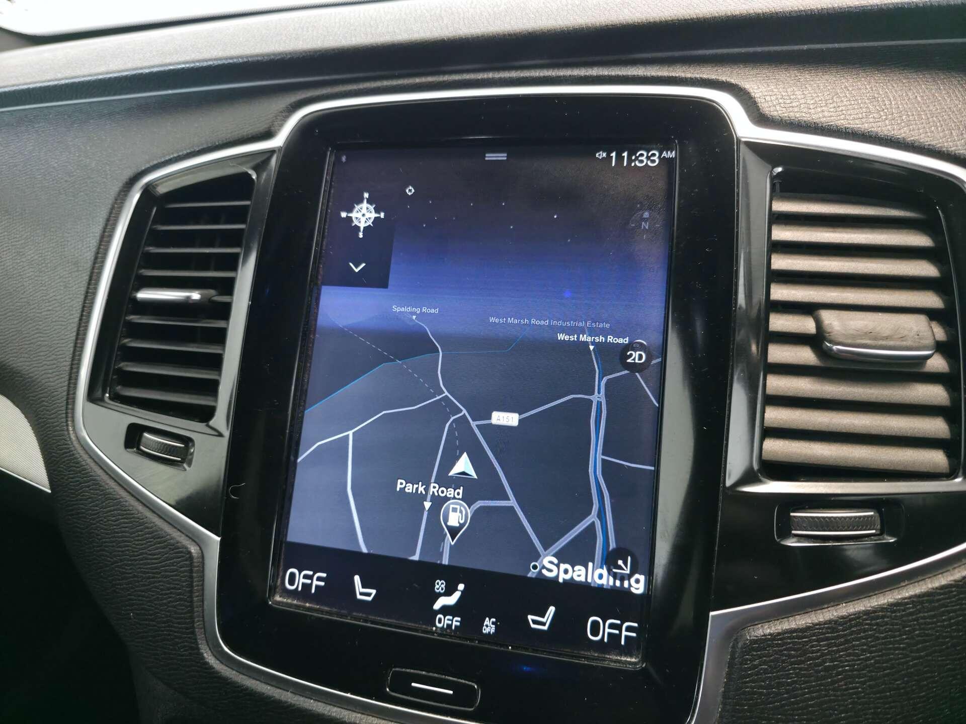 Volvo XC90 view 47