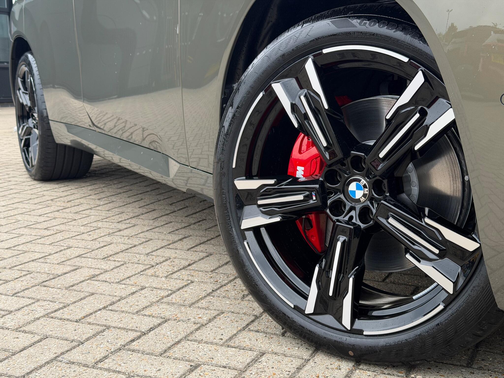 BMW X3 view 16
