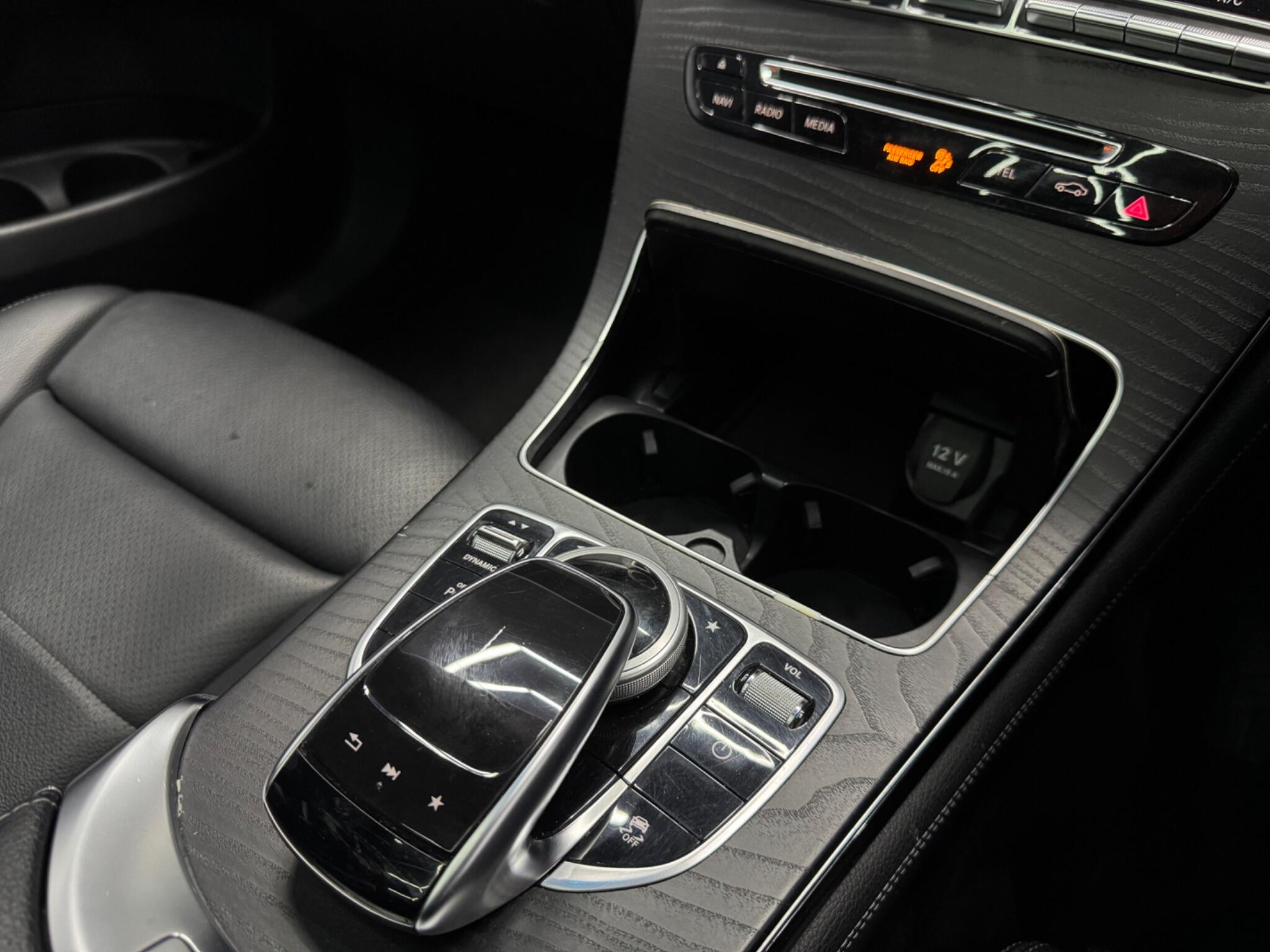 Mercedes-Benz GLC view 23