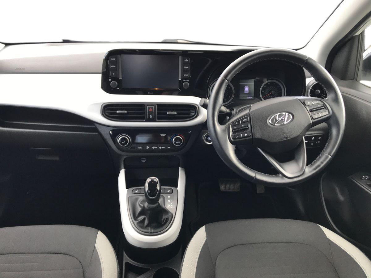 Hyundai I10 view 4