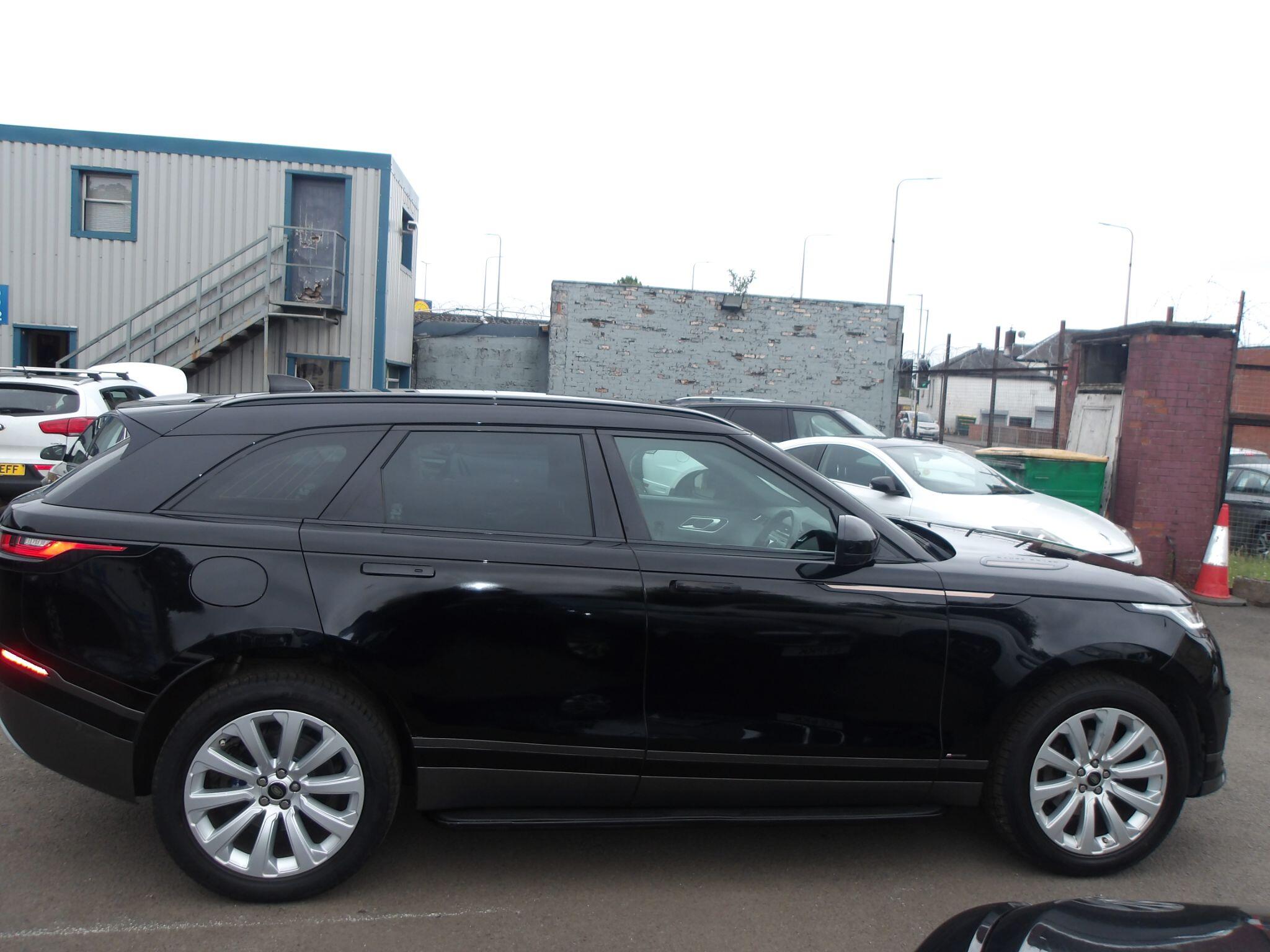 Land Rover Range Rover Velar view 8