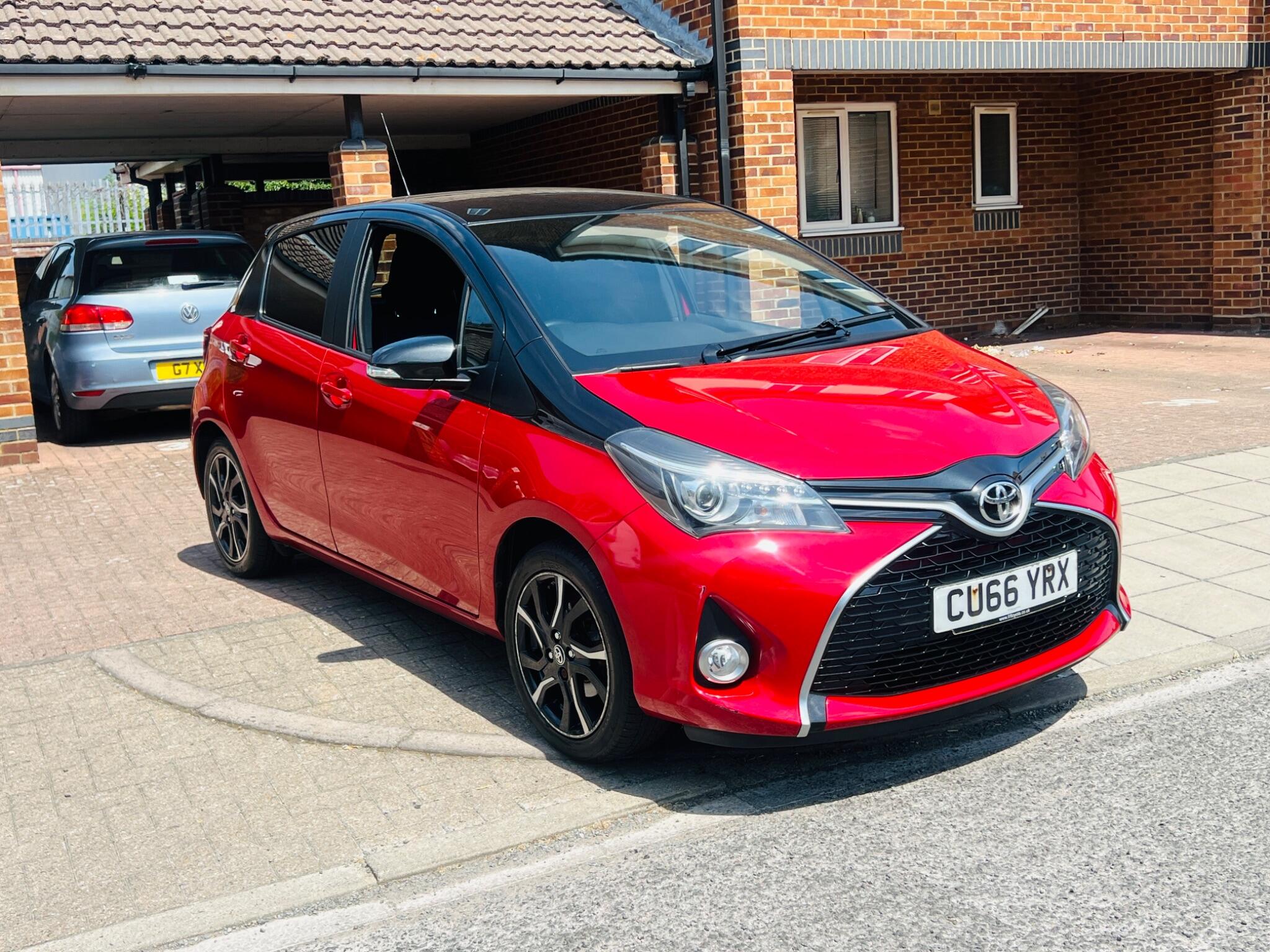 Toyota Yaris view 9