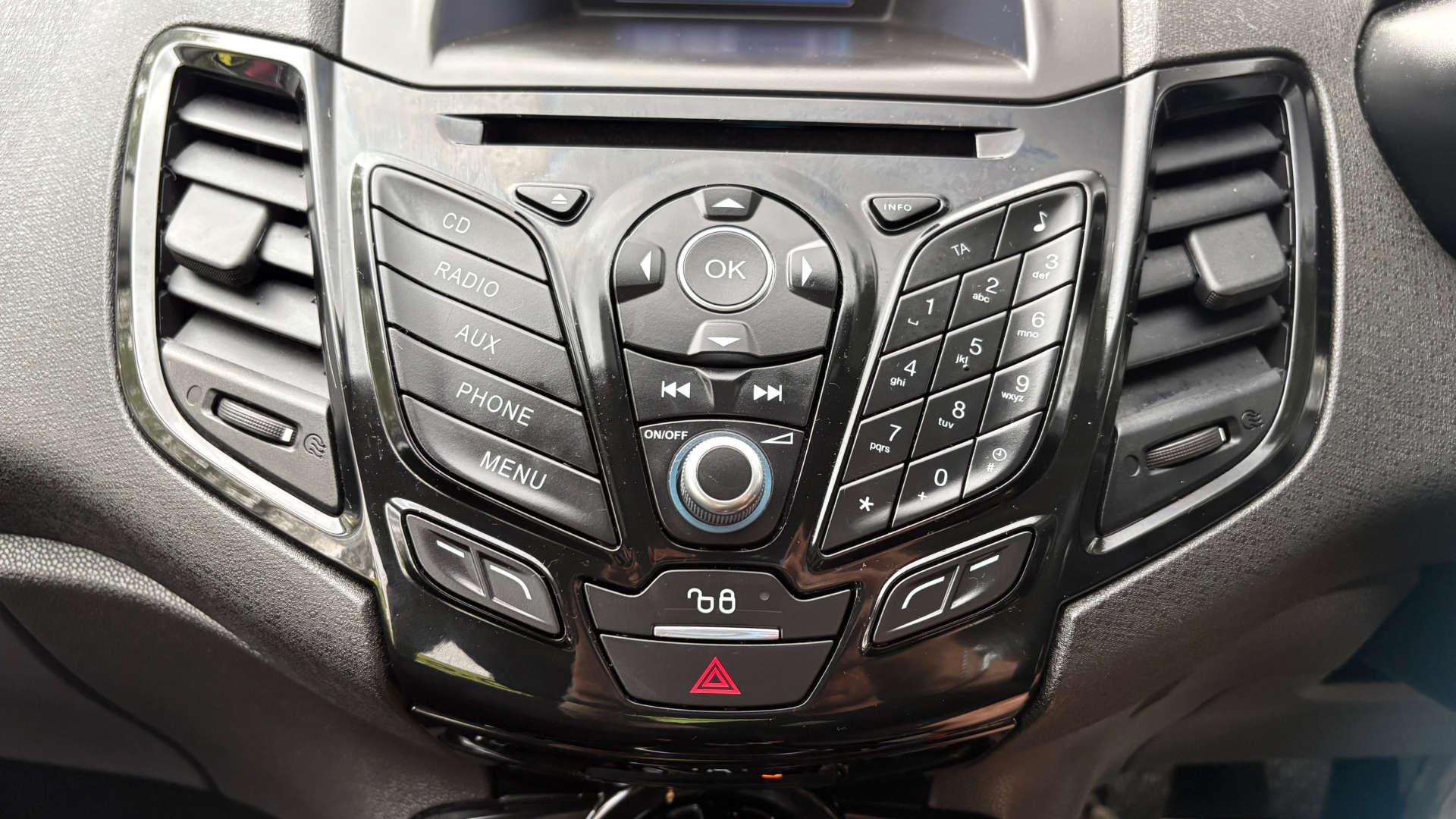 Ford Fiesta view 26