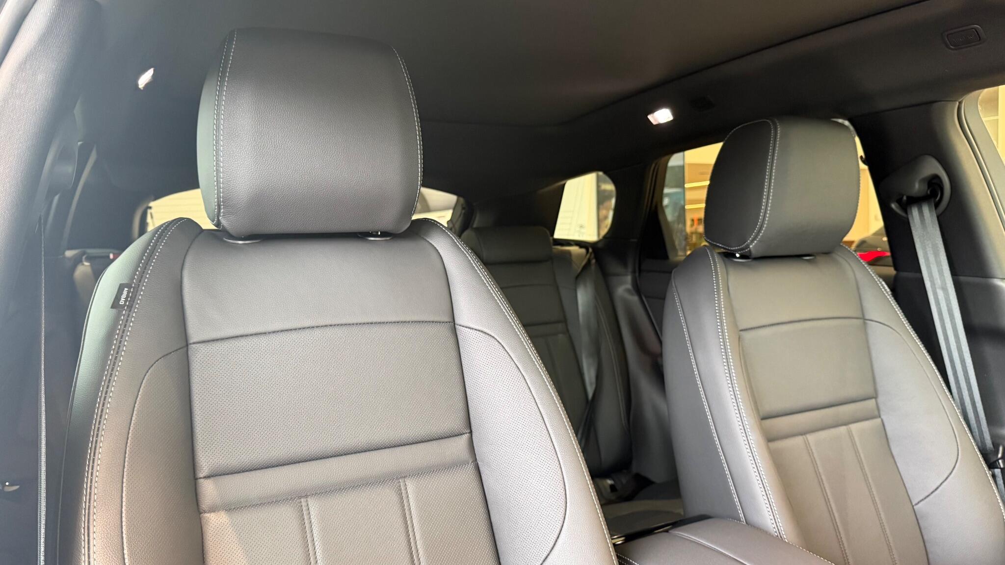 Land Rover Range Rover Evoque view 6