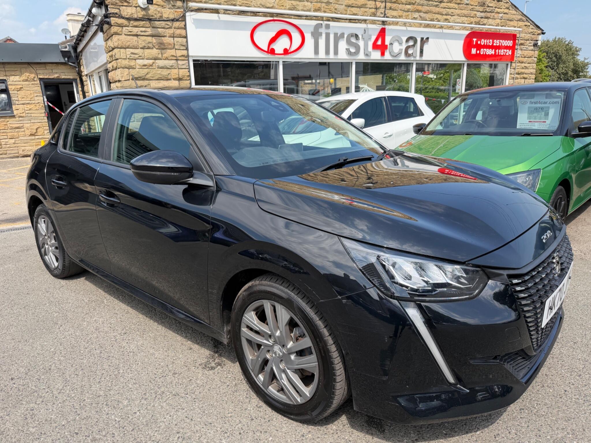 Peugeot 208 view 15