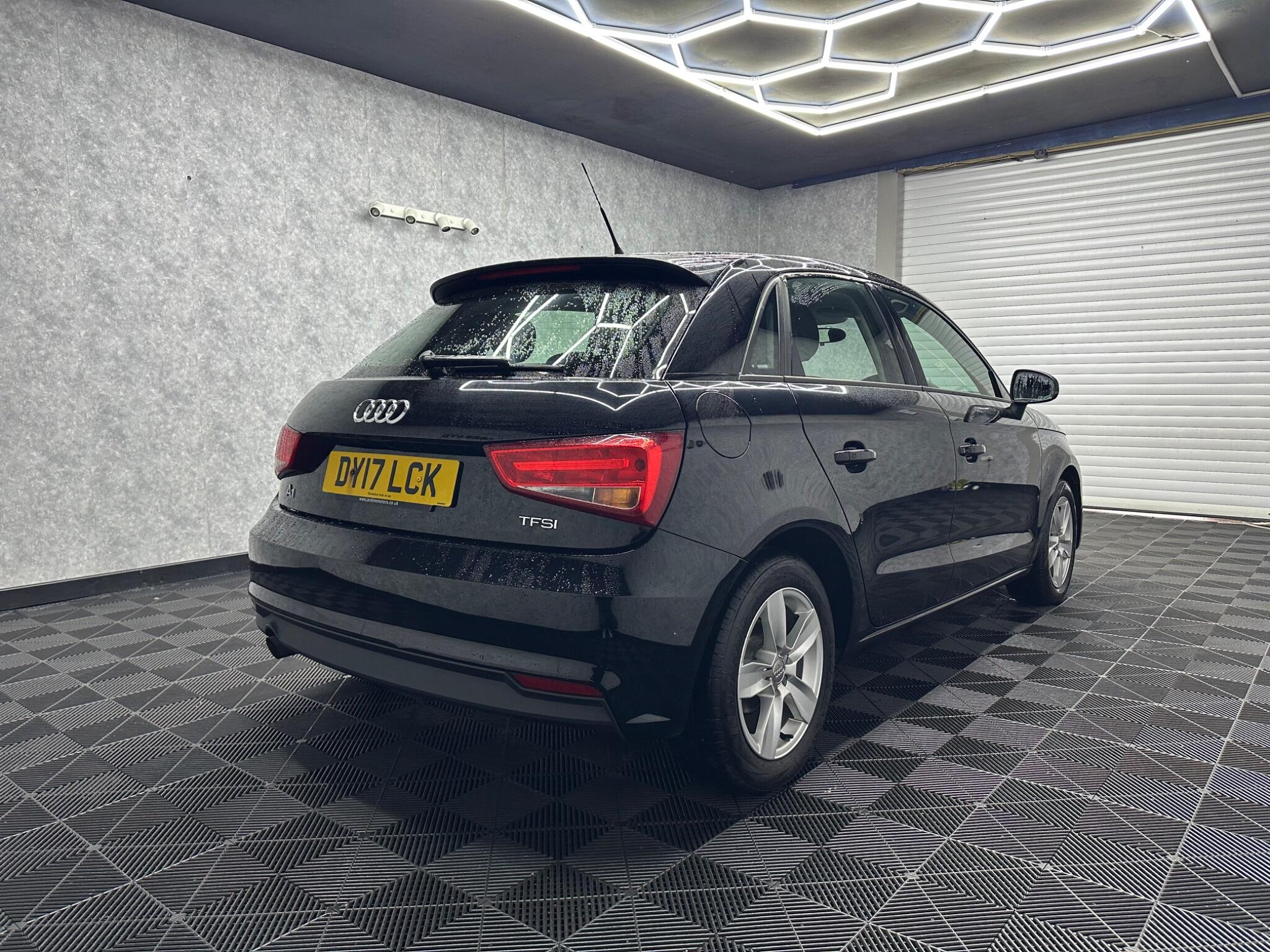 Audi A1 view 4