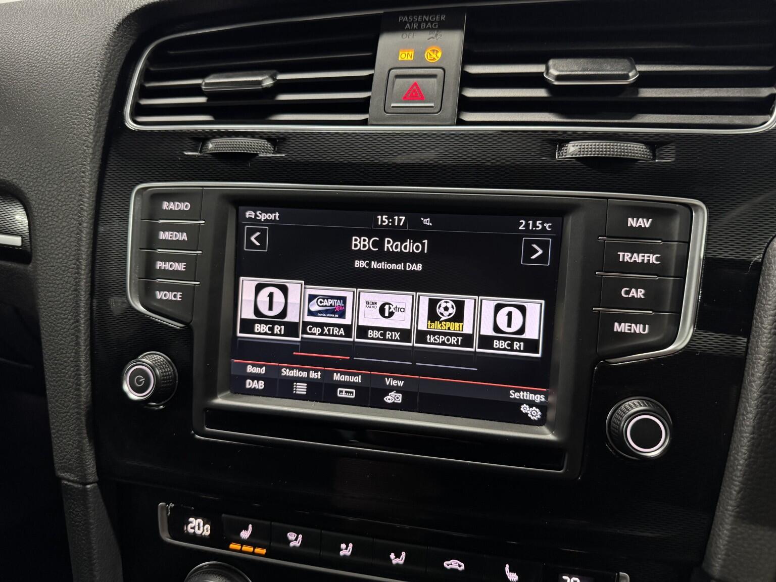 Volkswagen Golf view 29