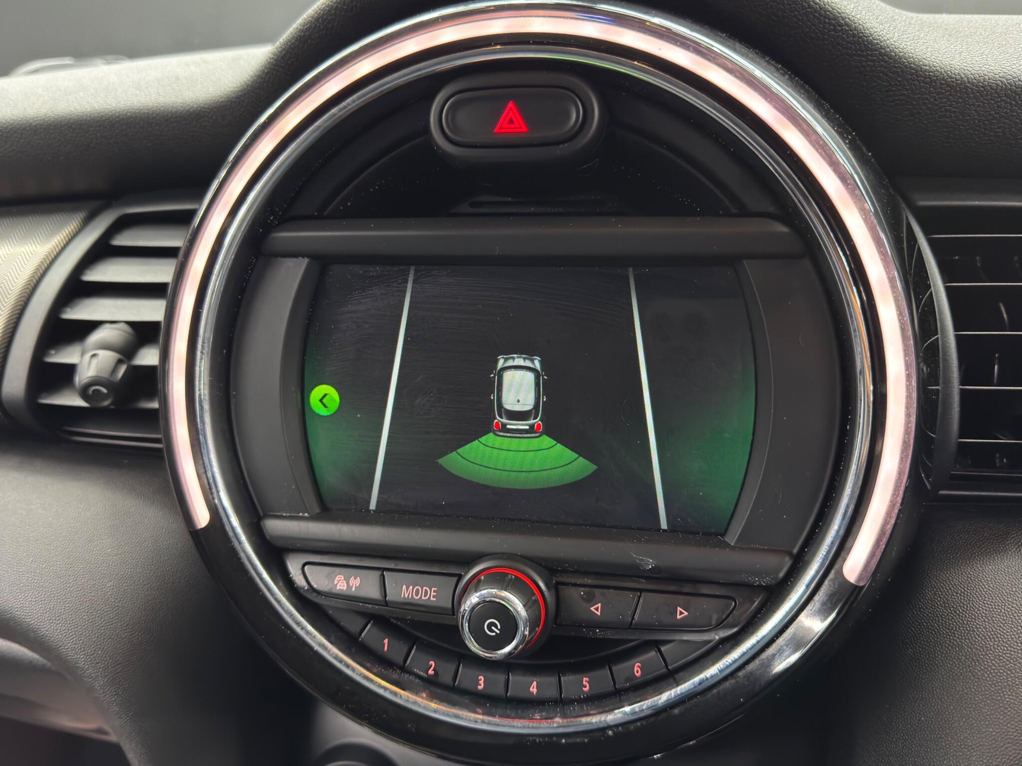 MINI Hatch view 36