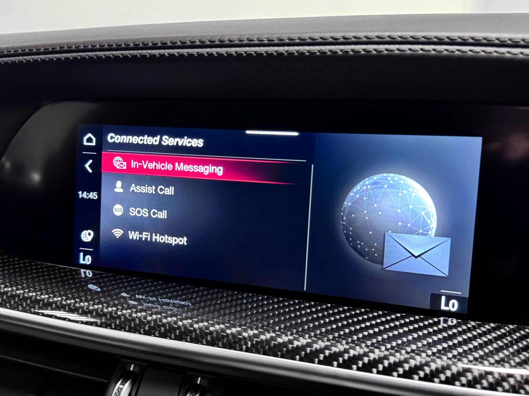 Alfa Romeo Stelvio view 60