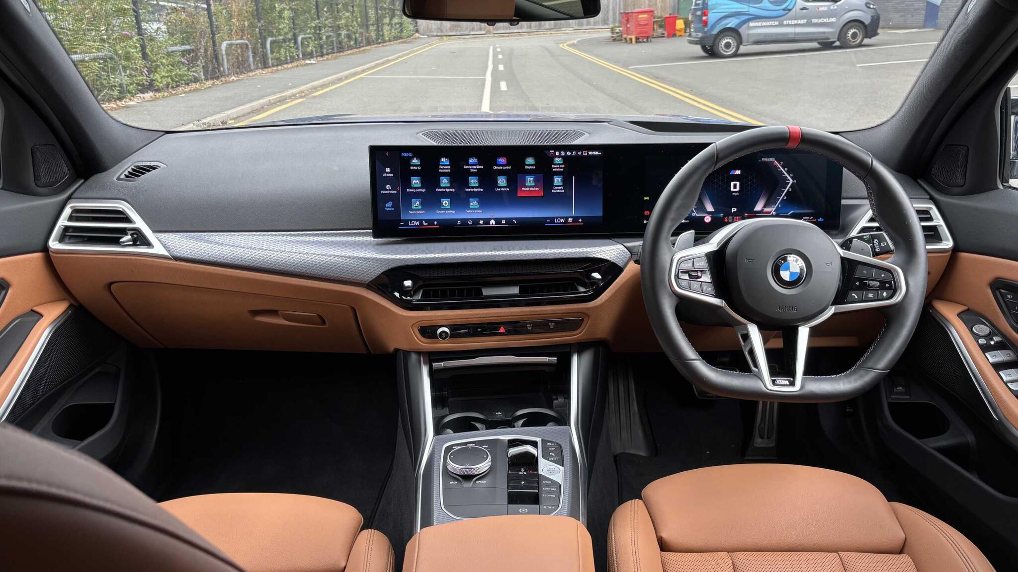 BMW 3 Series view 3