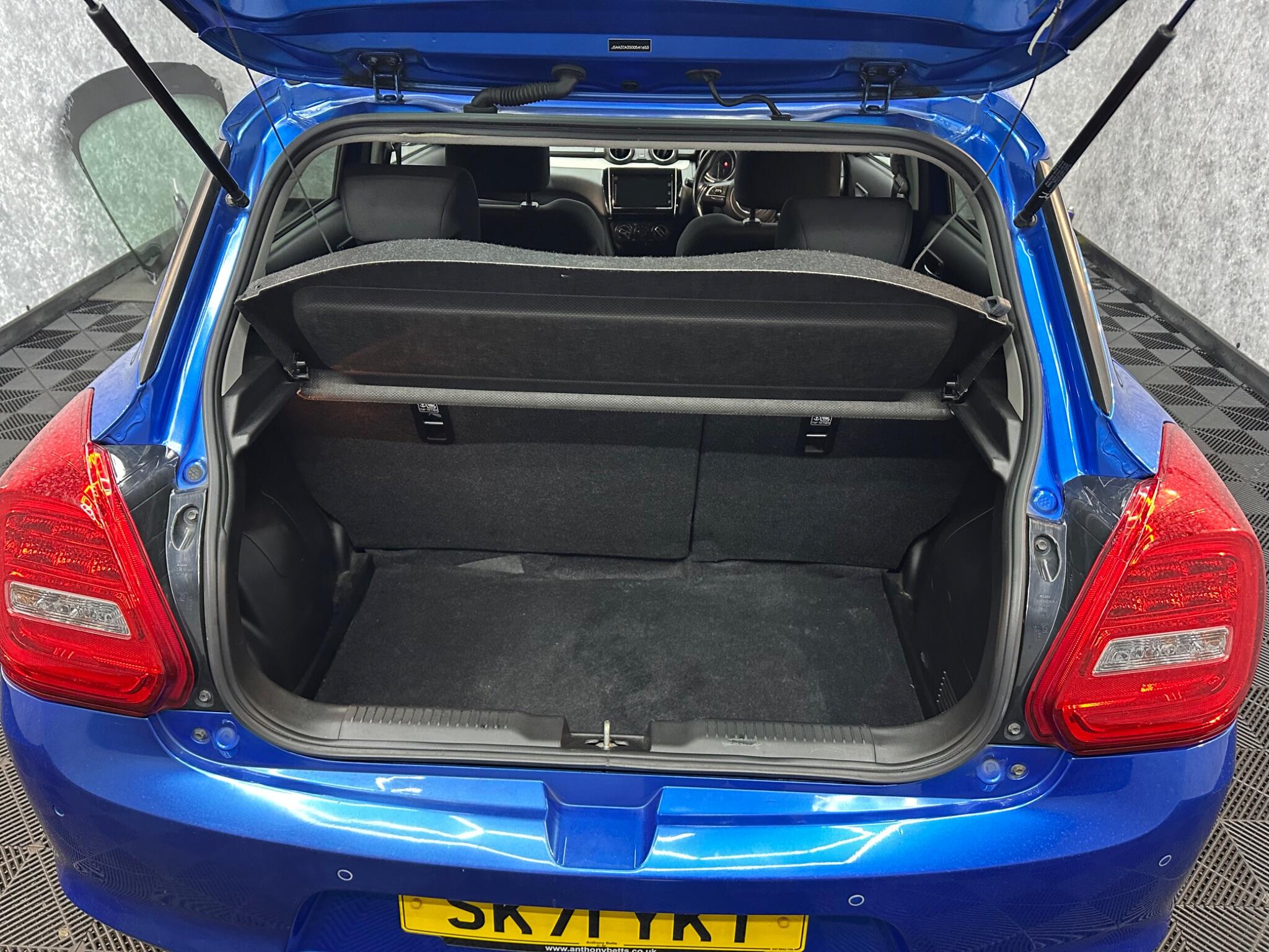 Suzuki Swift view 21
