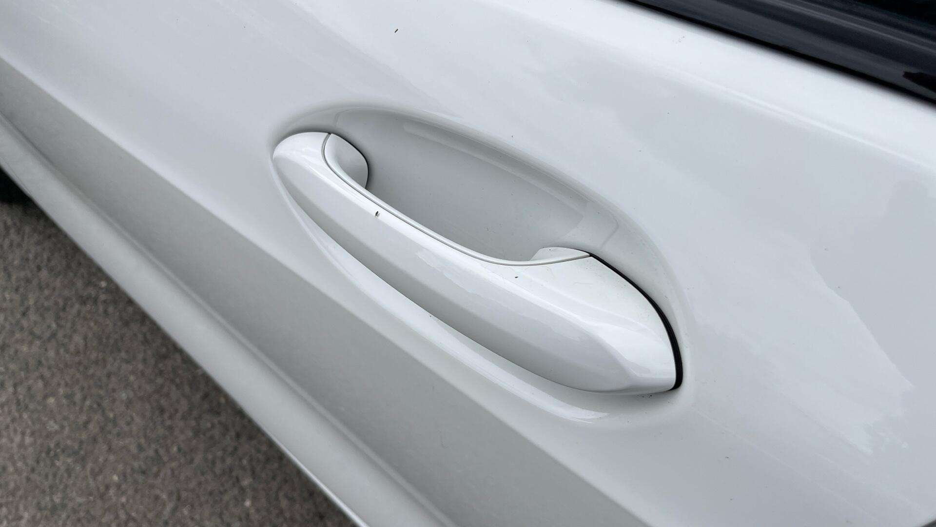 BMW 1 Series view 30
