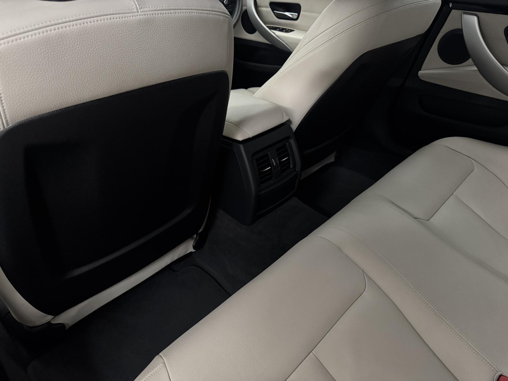 BMW 4 Series view 59