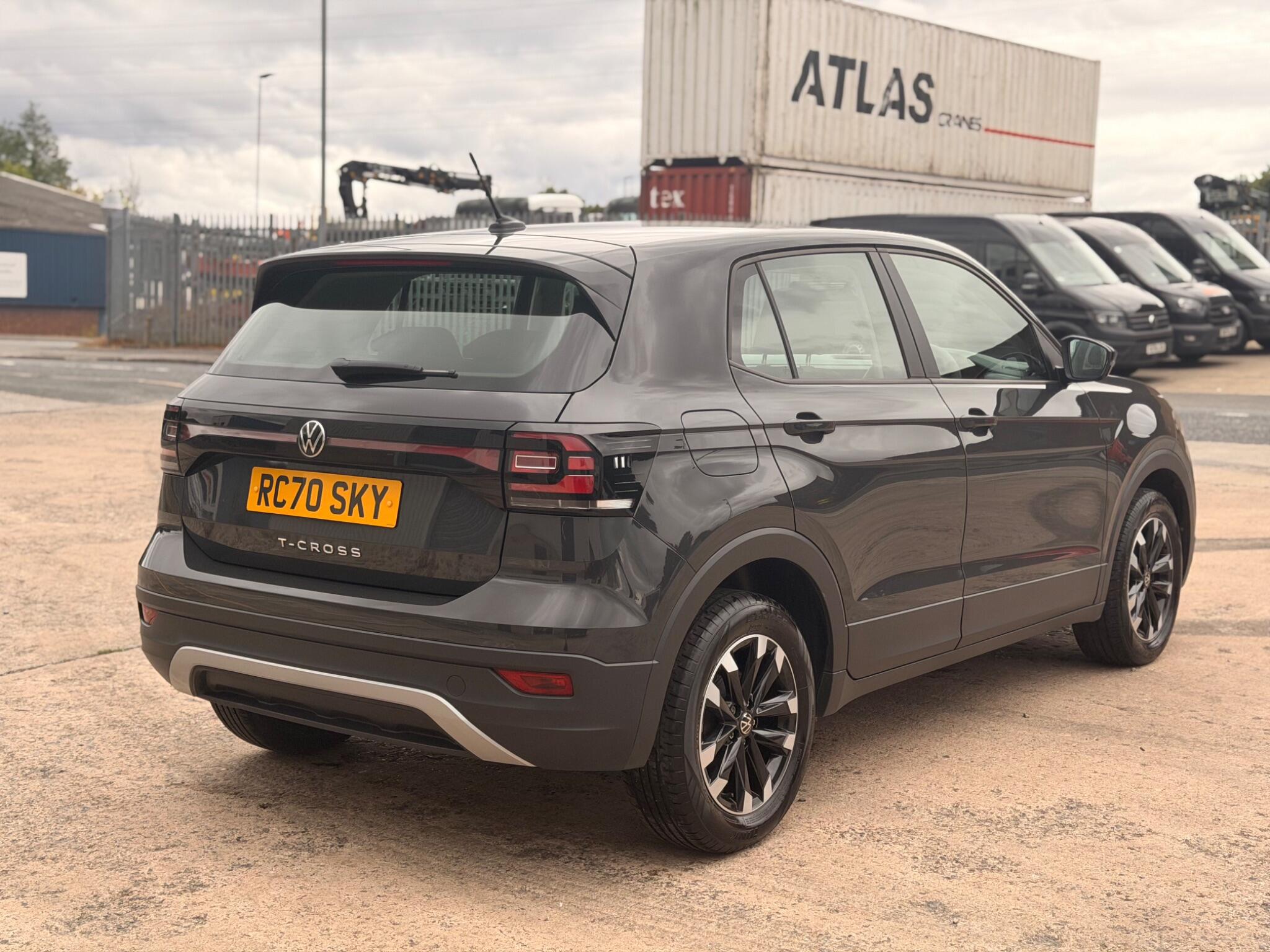 Volkswagen T-Cross view 20