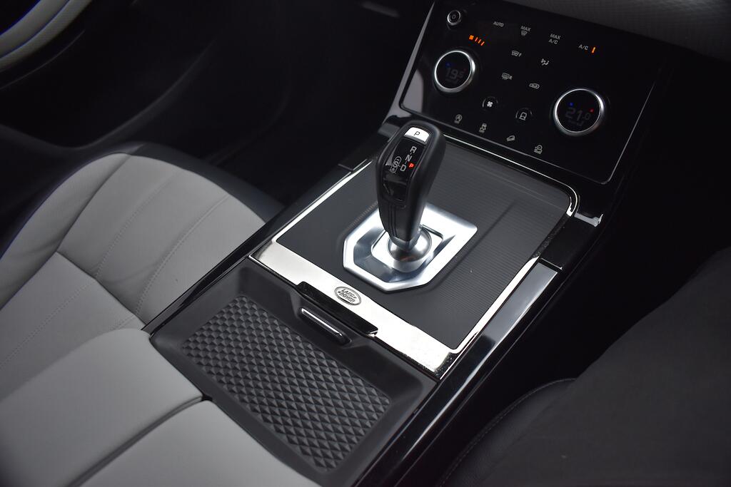 Land Rover Range Rover Evoque view 68