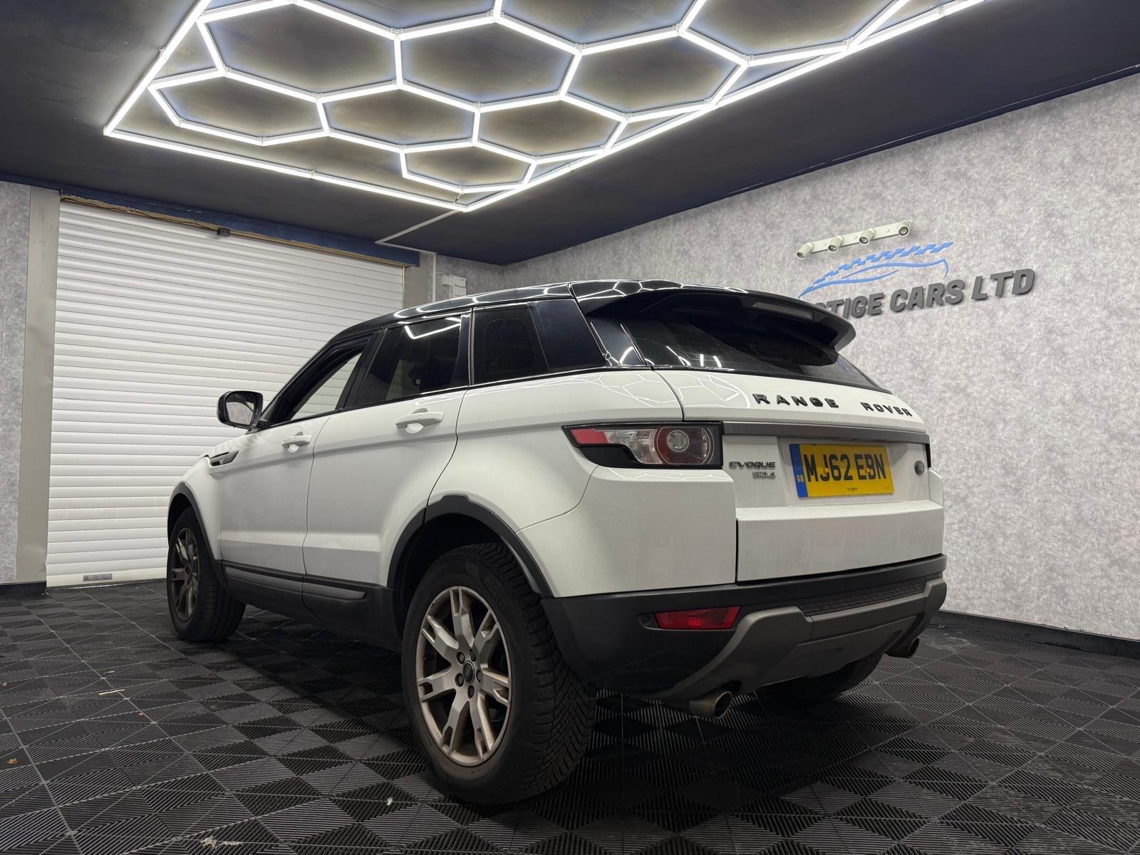 Land Rover Range Rover Evoque view 6