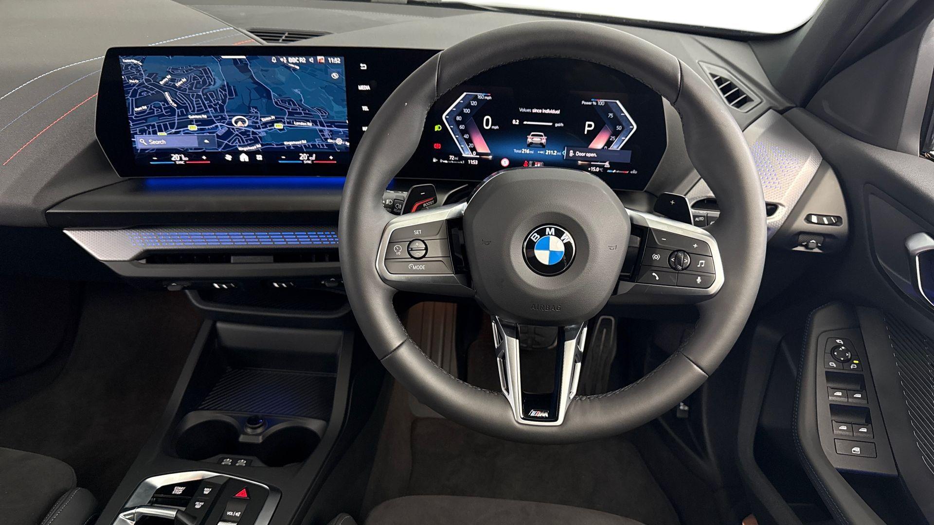 BMW 1 Series view 5