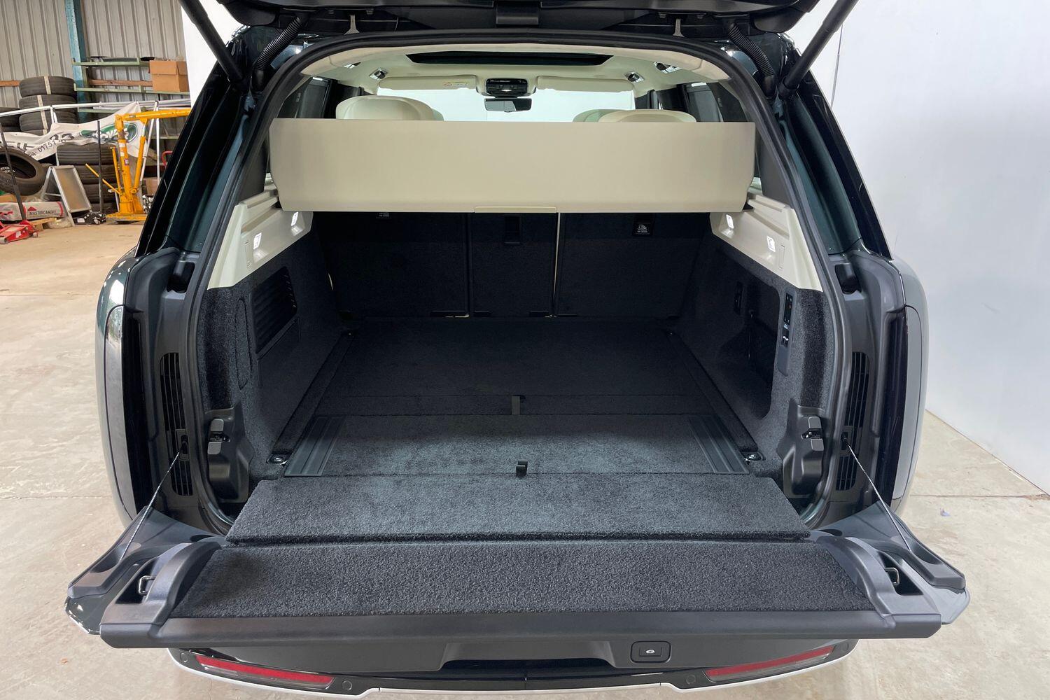 Land Rover Range Rover view 15