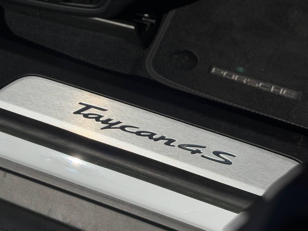Porsche Taycan view 15