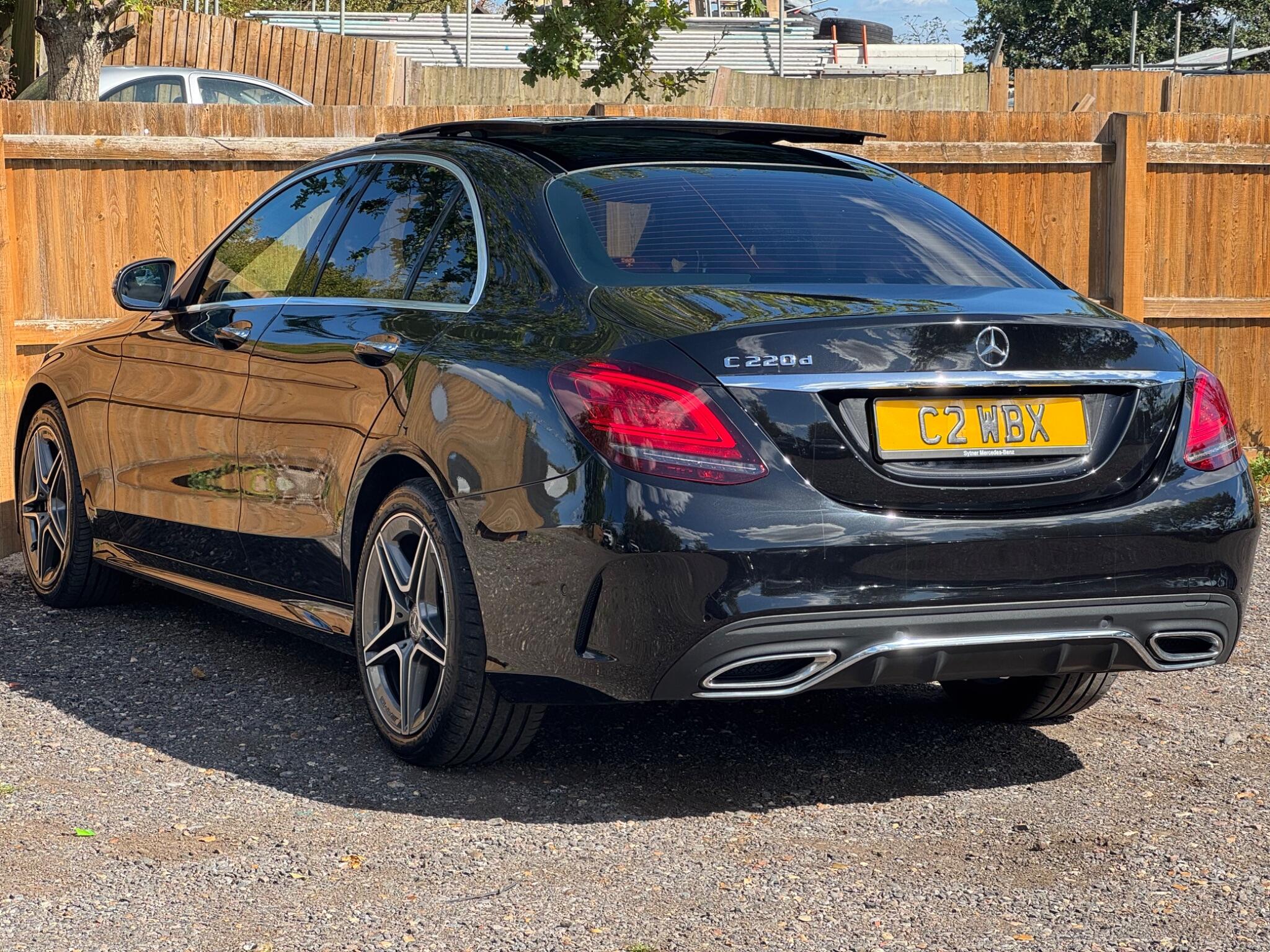 Mercedes-Benz C-Class view 4